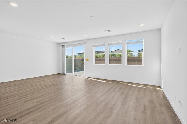Foto del edificio - 4153 Texas Lilac Ave