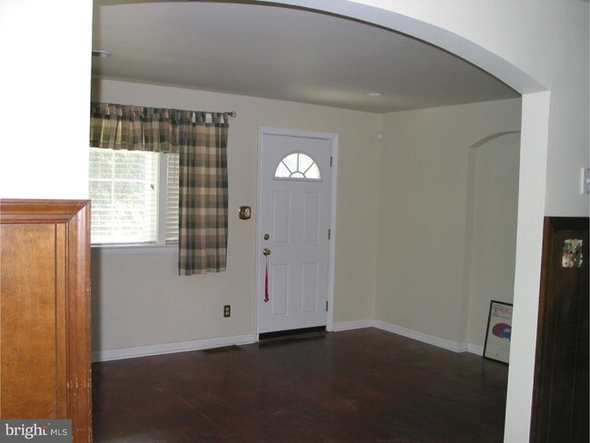Building Photo - 3139 Methacton Ave