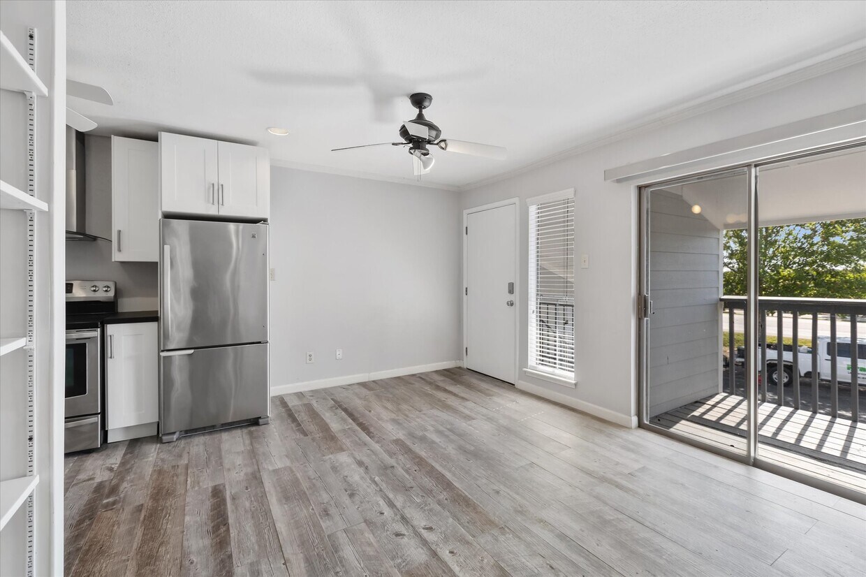 Foto del edificio - 13151 Walden Rd