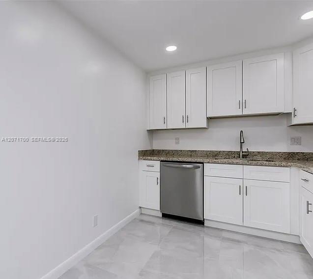 Foto del edificio - 2500 Parkview Dr