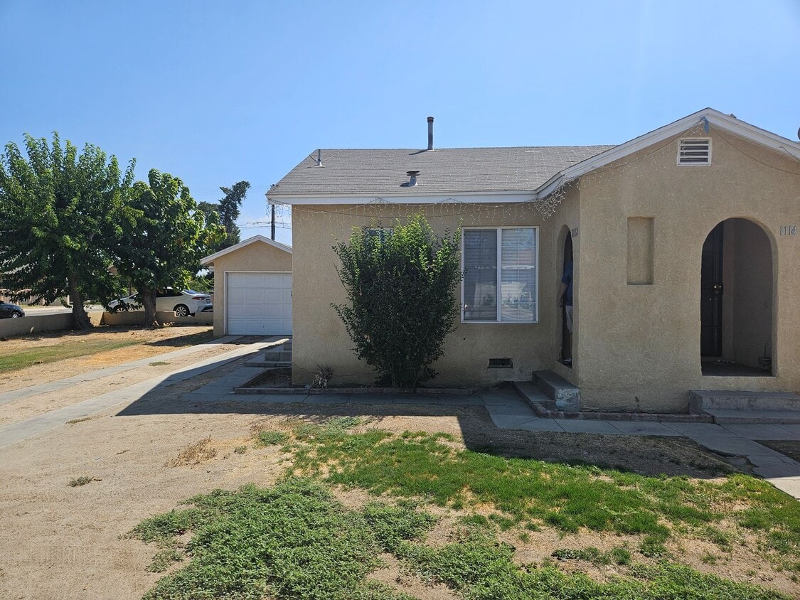 Building Photo - 1112 Griffith Ave