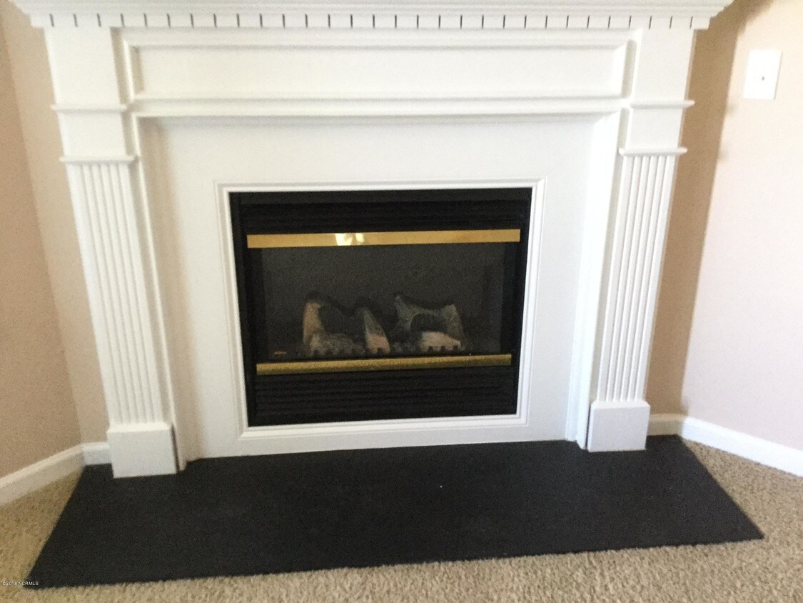 Foto del edificio - 1101 Price Dr