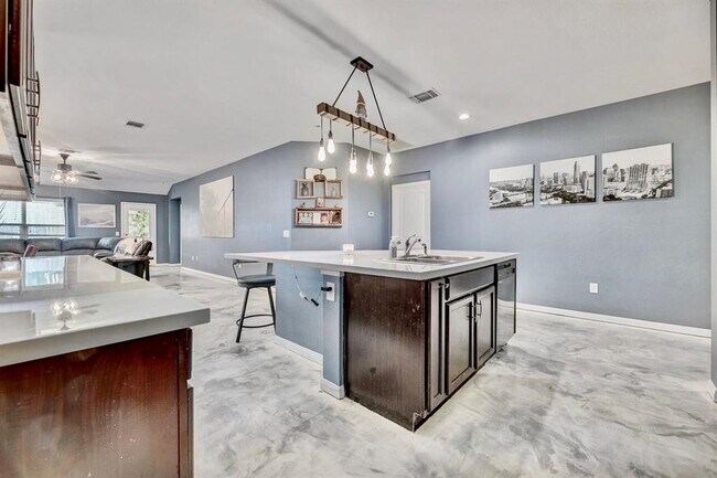 Foto del edificio - 901 Canvasback Creek Dr