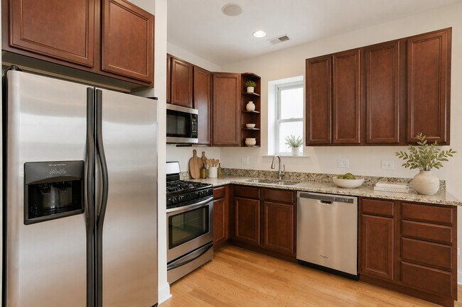 Foto del edificio - 6150 N Ravenswood Ave