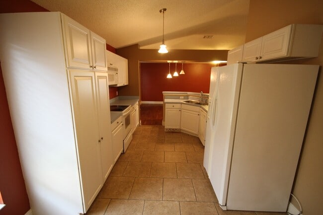 Building Photo - Beautiful 3/2 in East Orlando