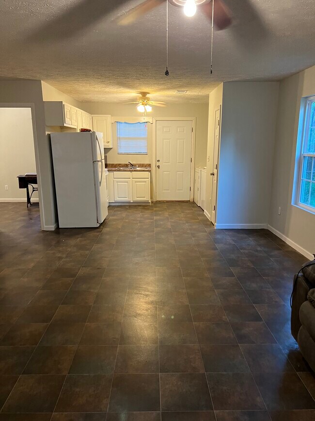 Foto del edificio - 1804 Droke Rd