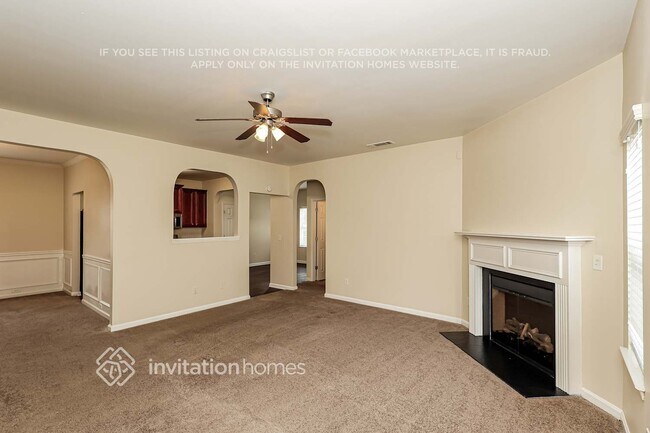 Foto del edificio - 1238 Pebble Rock Rd