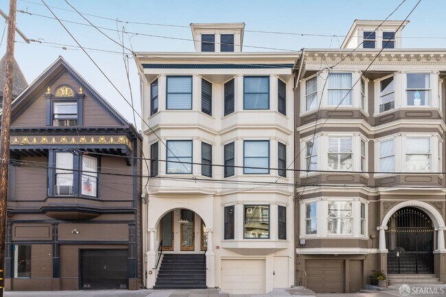 Building Photo - 113 Pierce St