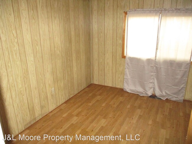 Building Photo - 3 br, 1.5 bath House - 6788 Downing Rd