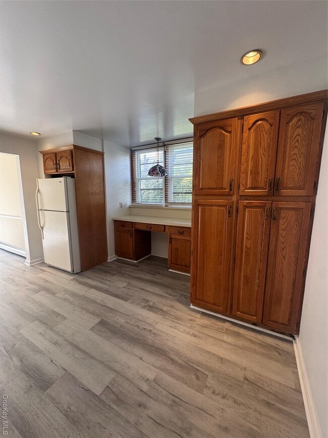 Foto del edificio - 138 Mayflower Ave