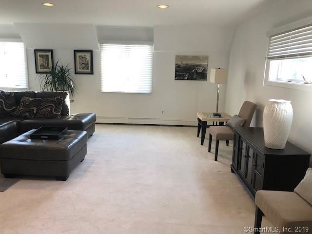 Foto del edificio - 1865 Elm St