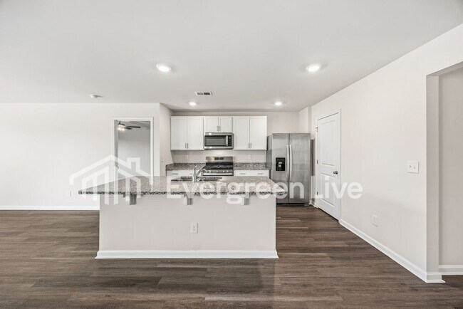 Building Photo - Coming Soon!