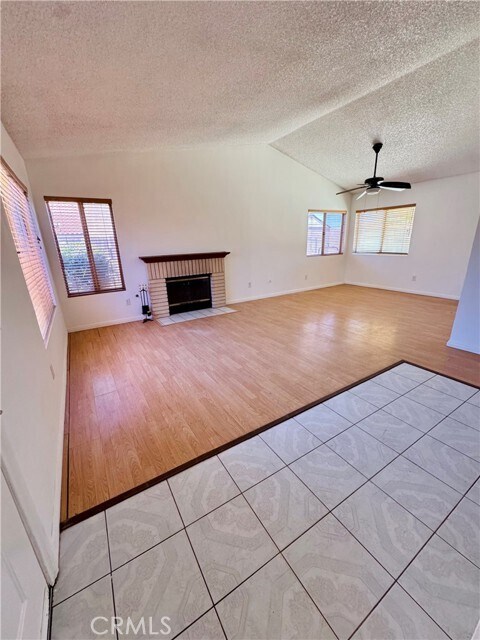 Building Photo - 38252 La Loma Ave