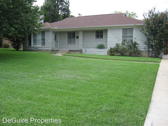 Building Photo - 3544 Park Ridge Blvd