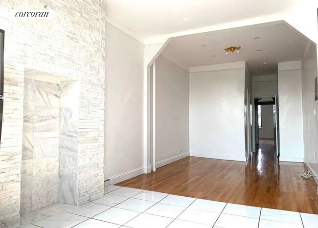 Building Photo - 842 Bushwick Ave