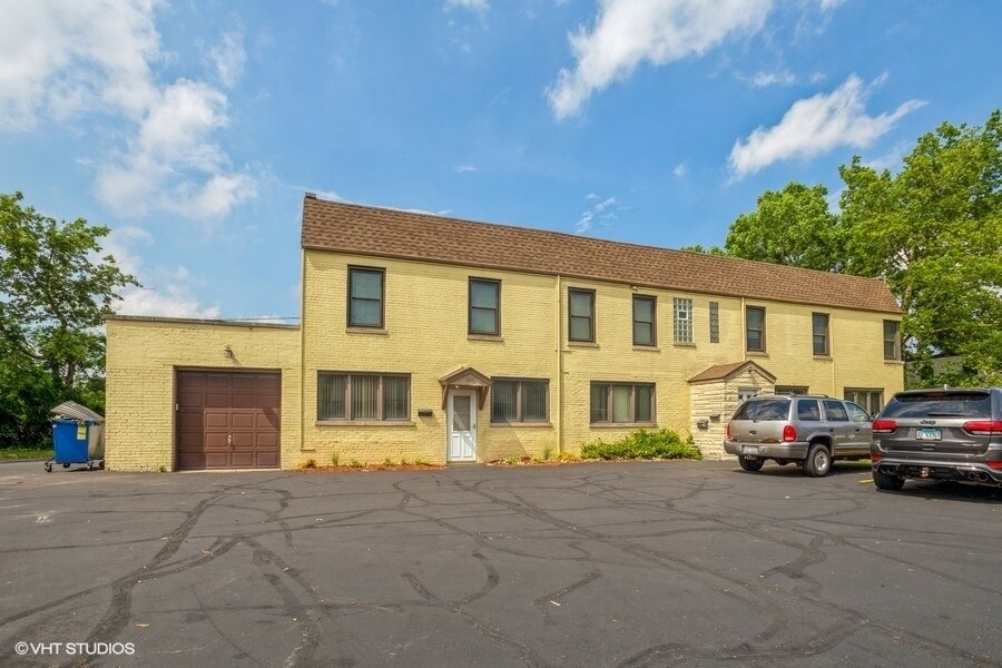 1644 Elk Blvd, Des Plaines, IL 60016 House Rental in Des Plaines, IL