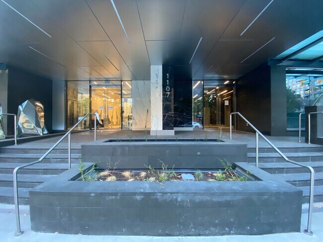 Photo du bâtiment - 1111 Richards St