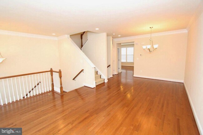 Building Photo - 8043 Reserve Way