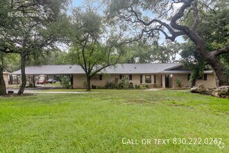 Building Photo - 28160 Windwood Dr E