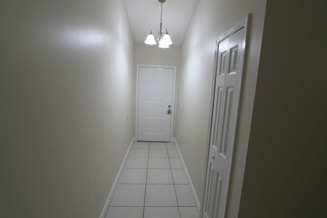 Photo - Charming 3 Bedroom, 2 Bathroom Home in Win...