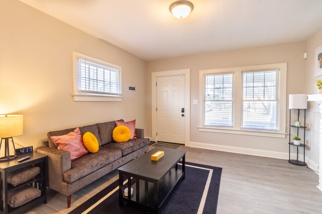 Foto del edificio - 1123 Wilson Ave