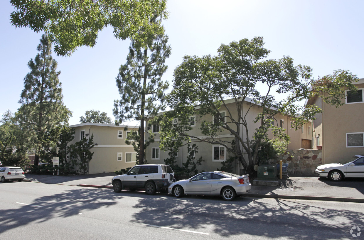 Primary Photo - Woodside West Apartments