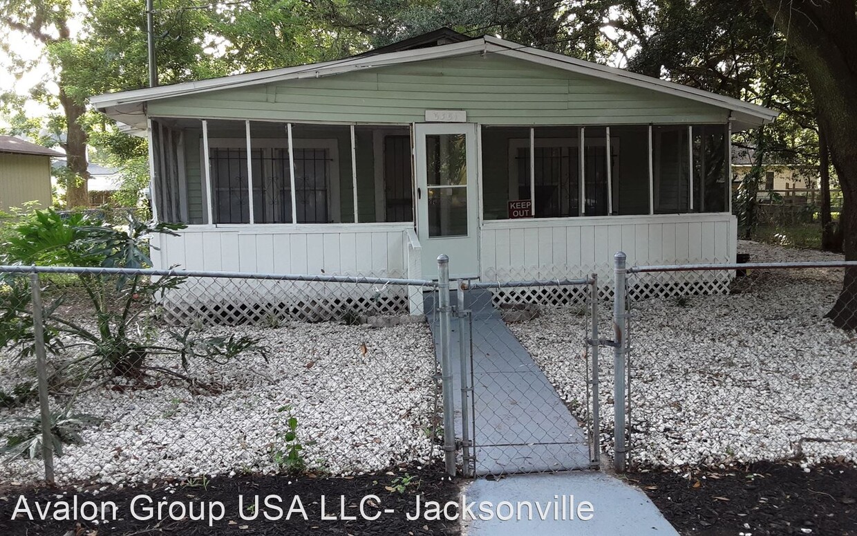 Primary Photo - 3 br, 1 bath House - 5351 Dodge Rd