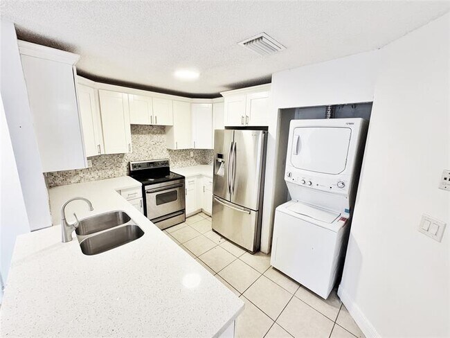 Foto del edificio - 1136 NW 5th Ct