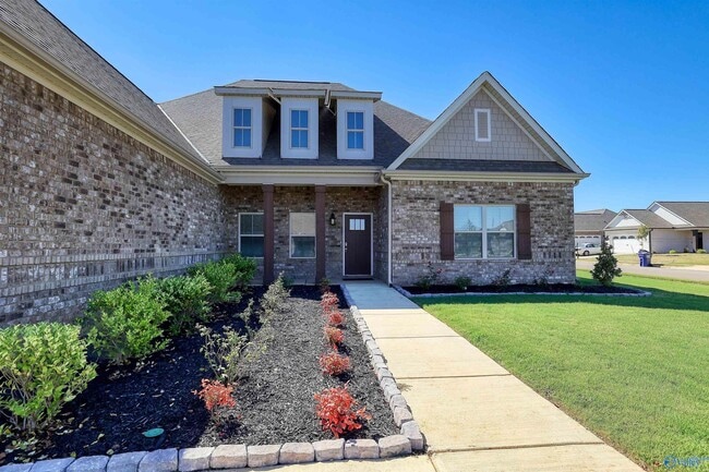 Building Photo - 106 Brazos Dr