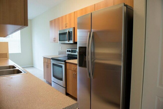 Photo - 909 Seminole Palms Dr Townhome