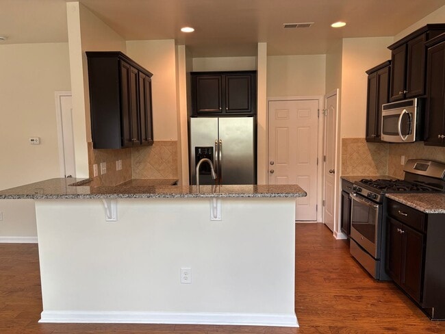 Building Photo - Beautiful 2-story Home located in the Waln...