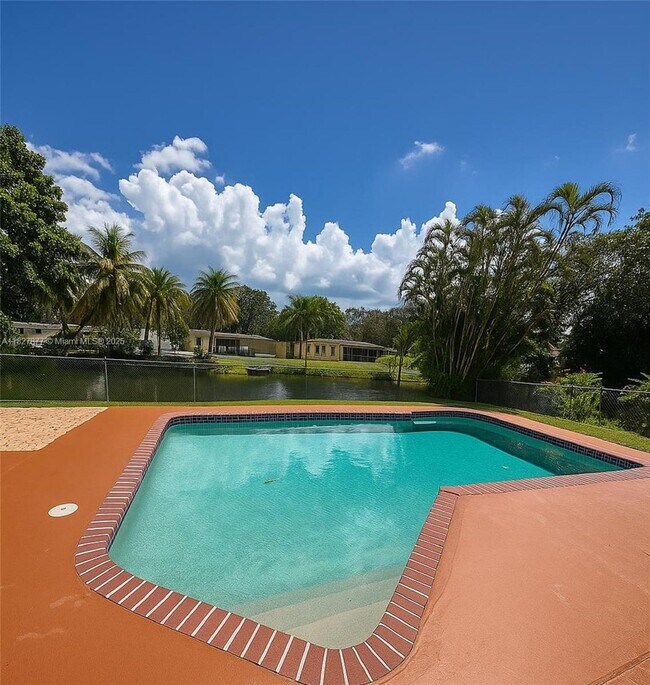 Foto del edificio - 5232 SW 92nd Terrace