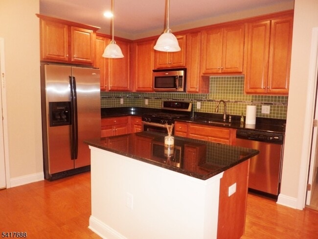 Building Photo - 2214 Ramapo Ct