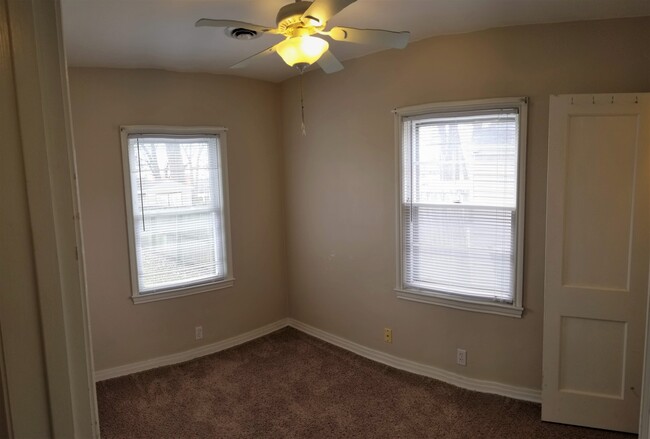 Bedroom 2 - 835 36th St NE
