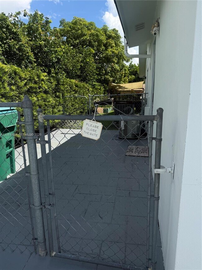 Foto del edificio - 13101 SW 82nd Terrace