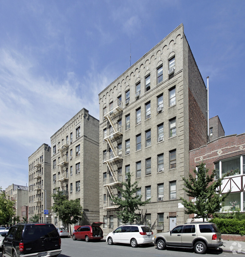 Foto principal - 3433 Dekalb Ave