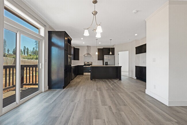 Building Photo - 6088 Marty Ct