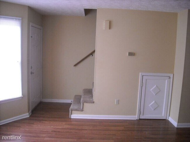 Building Photo - 312 Highland Park Dr