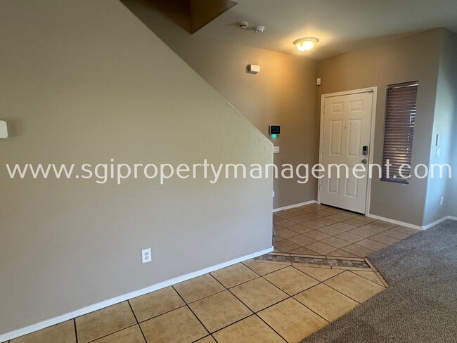 Building Photo - 3511 W Thurman Dr