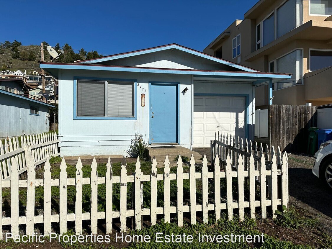 Foto principal - 3 br, 1 bath House - 2771 South Ocean Blv
