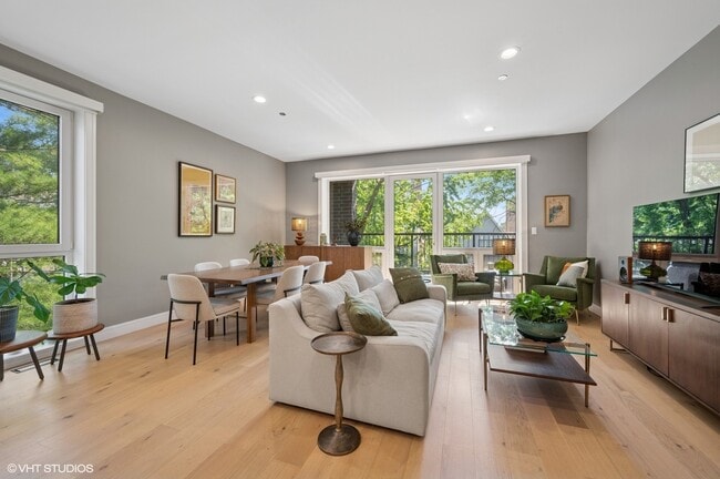 Foto del edificio - 4932 N Kenmore Ave