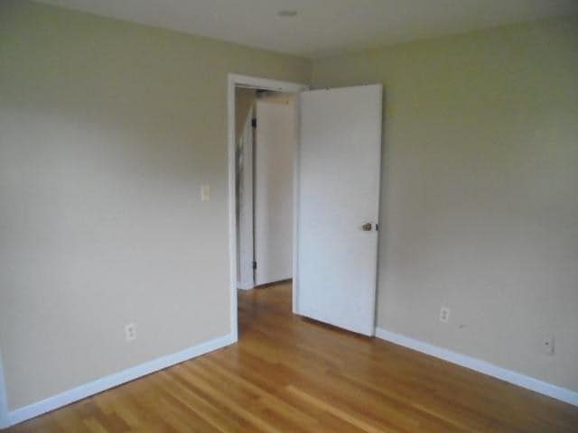 Building Photo - 3 bedroom in Meriden Connecticut 06451