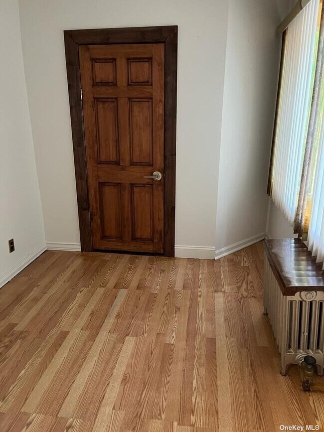 Foto del edificio - 107-31 93rd St