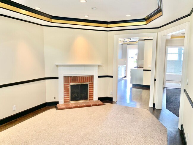 Foto del edificio - Castro / Mission DoloresTop Floor 2 BR Con...