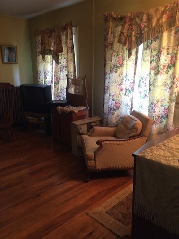 Building Photo - 3822 Canal Rd