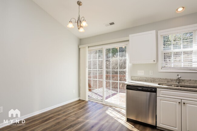 Foto del edificio - 1256 Sweetgrass St