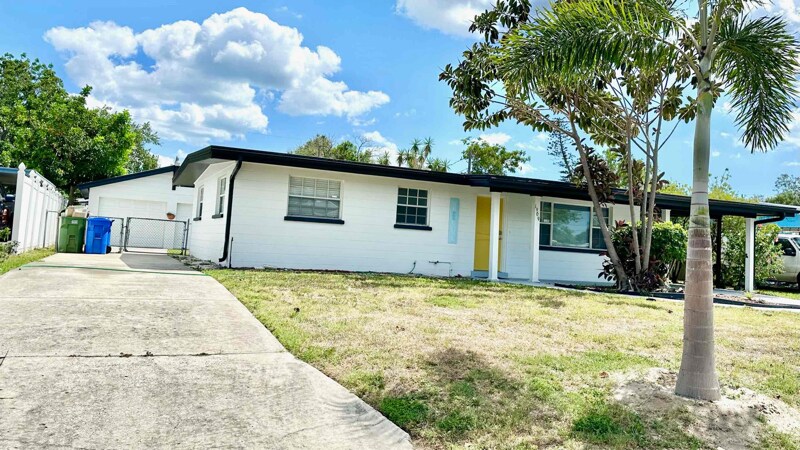 Foto principal - 1909 25th Ave W