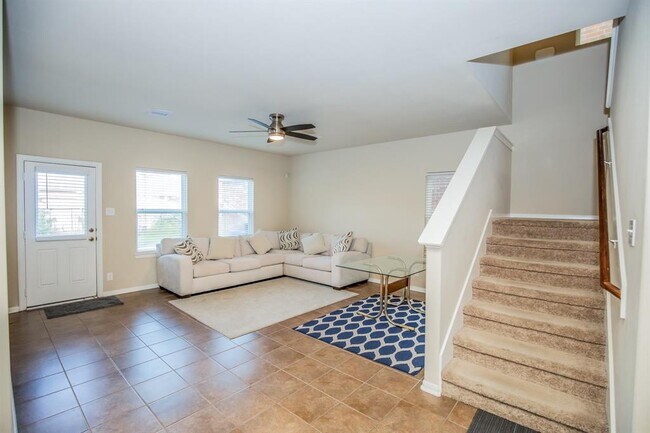 Building Photo - 8207 Malago Point Dr