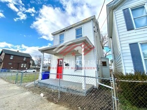 Building Photo - 906 Vine St