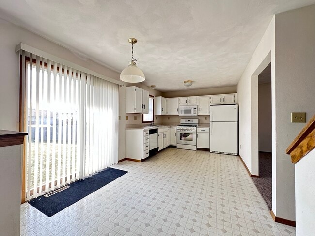 Foto del edificio - 6497 Maeve Ln